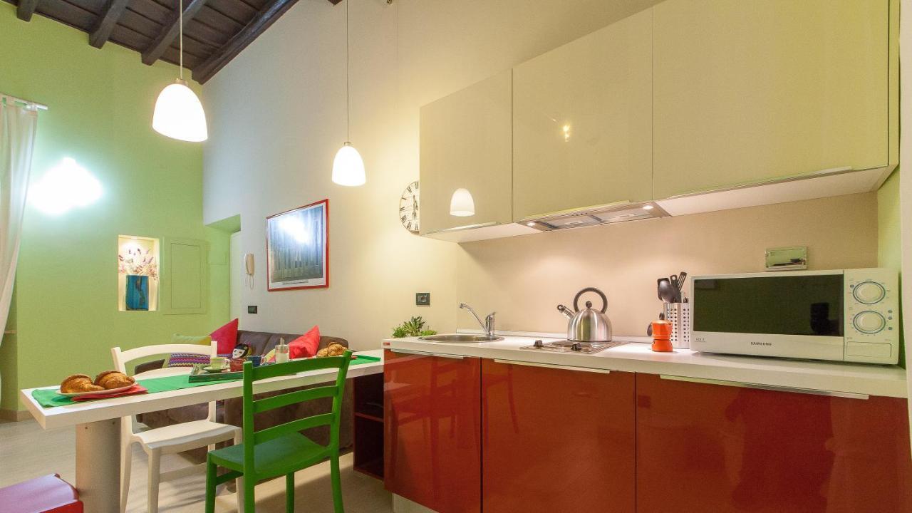 Trevi Colour- Rental In Roma Exterior foto